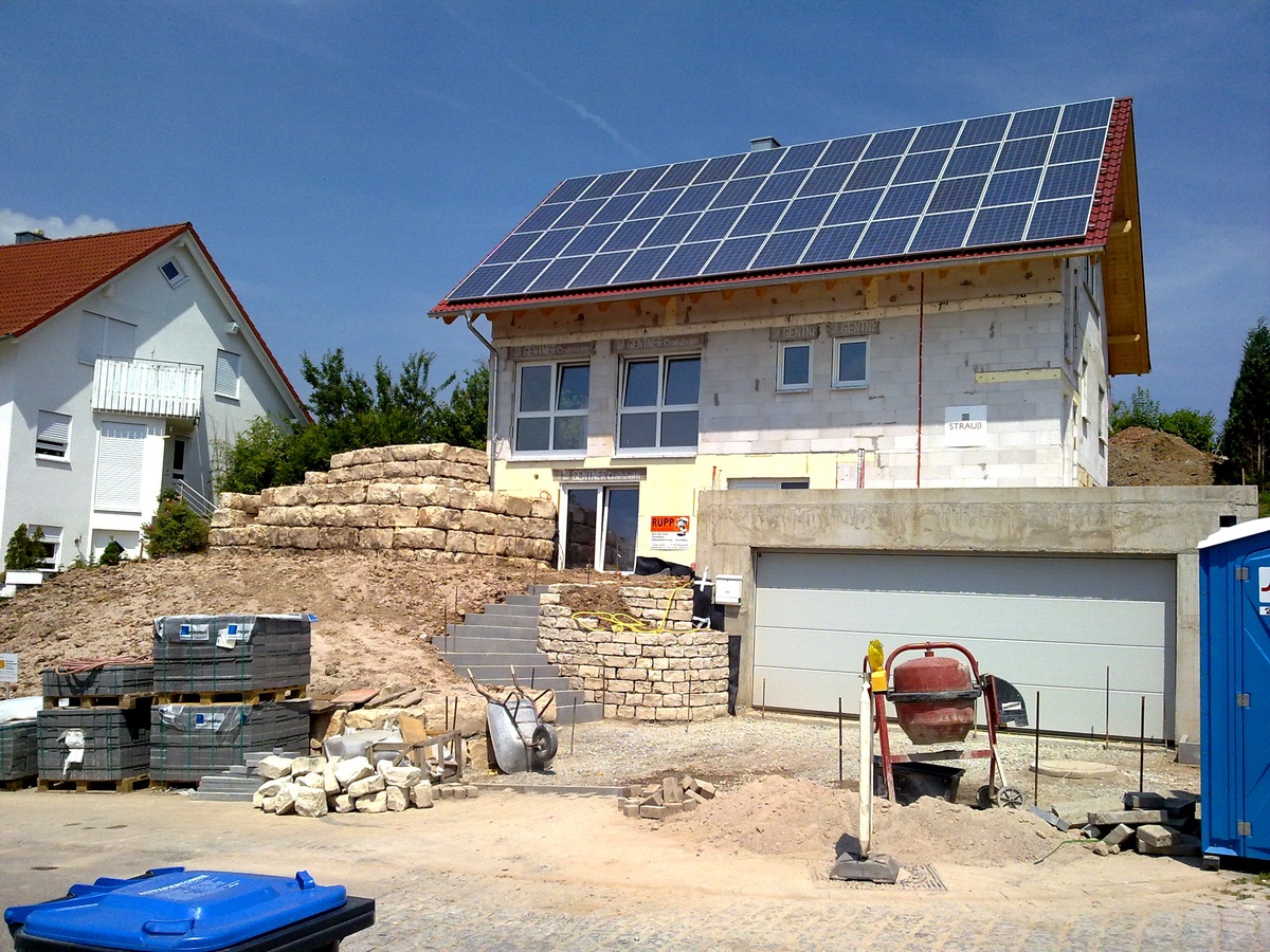 Hausbau und Solarenergie: Zukunftssicher und nachhaltig planen